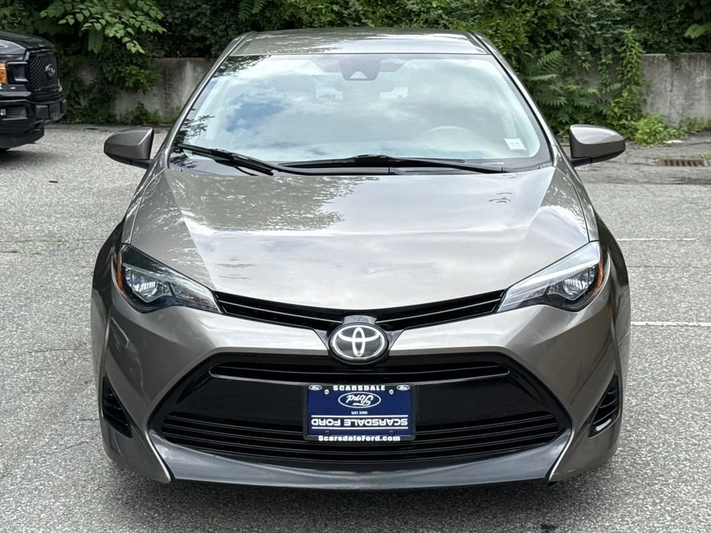 Used 2018 Falcon Gray Metallic Toyota LE image 10