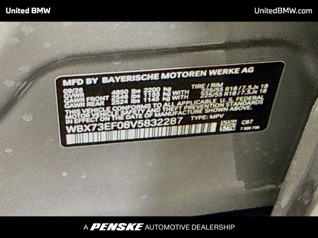 New 2027 Space Silver Metallic BMW xDrive28i image 22