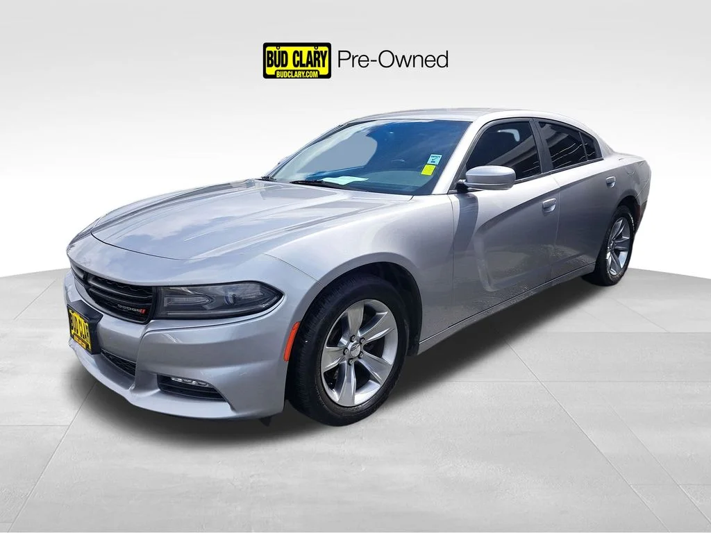 2015 Dodge Charger SXT's photo