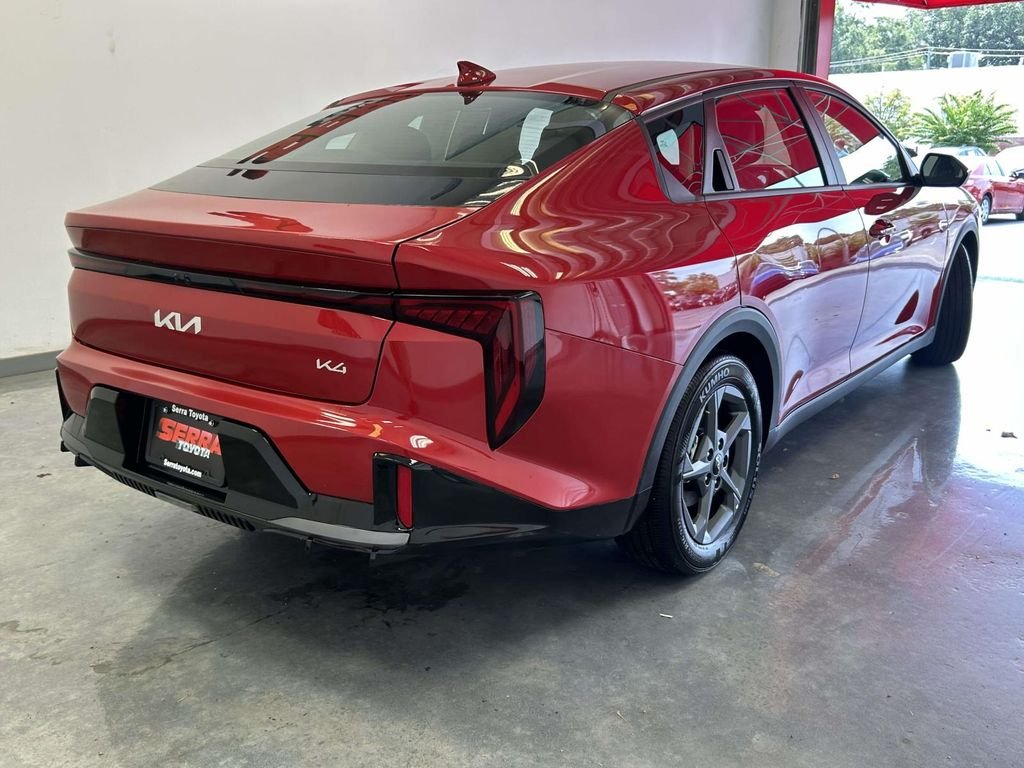 Used 2026 Red Kia LXS image 3