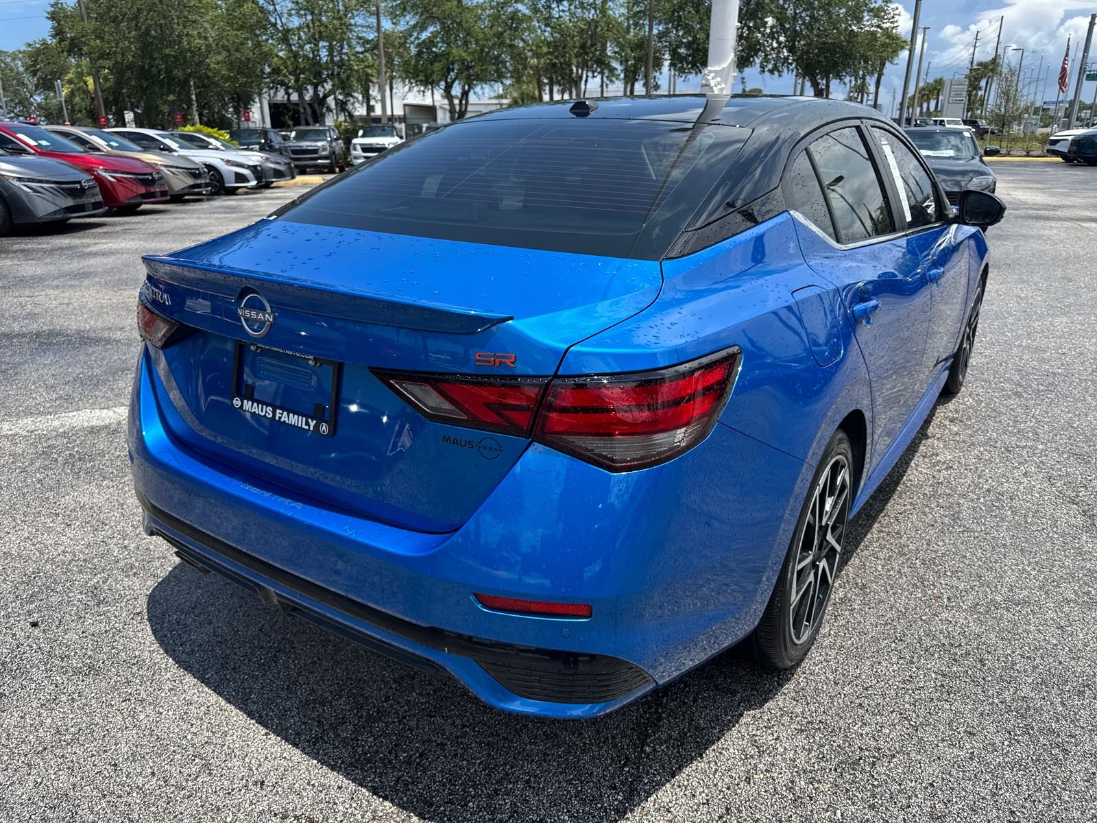 Used 2025 Electric Blue Metallic Nissan SR image 11