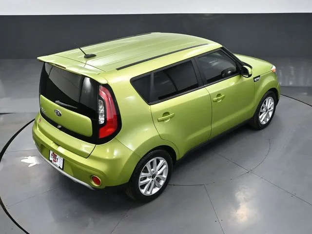 Used 2019 Green Kia Plus image 54