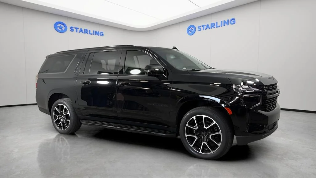 Used 2023 Black Chevrolet RST image 13