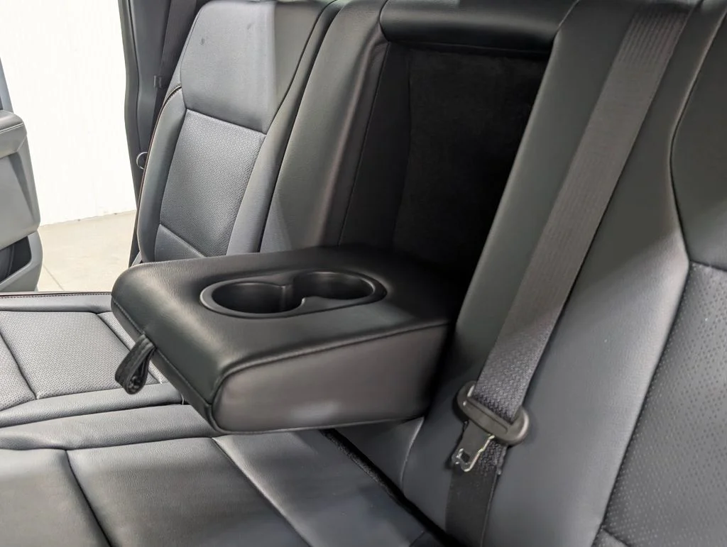 New 2026 Glacier Gray Metallic Tri-Coat Ford F-250® Lariat® image 21