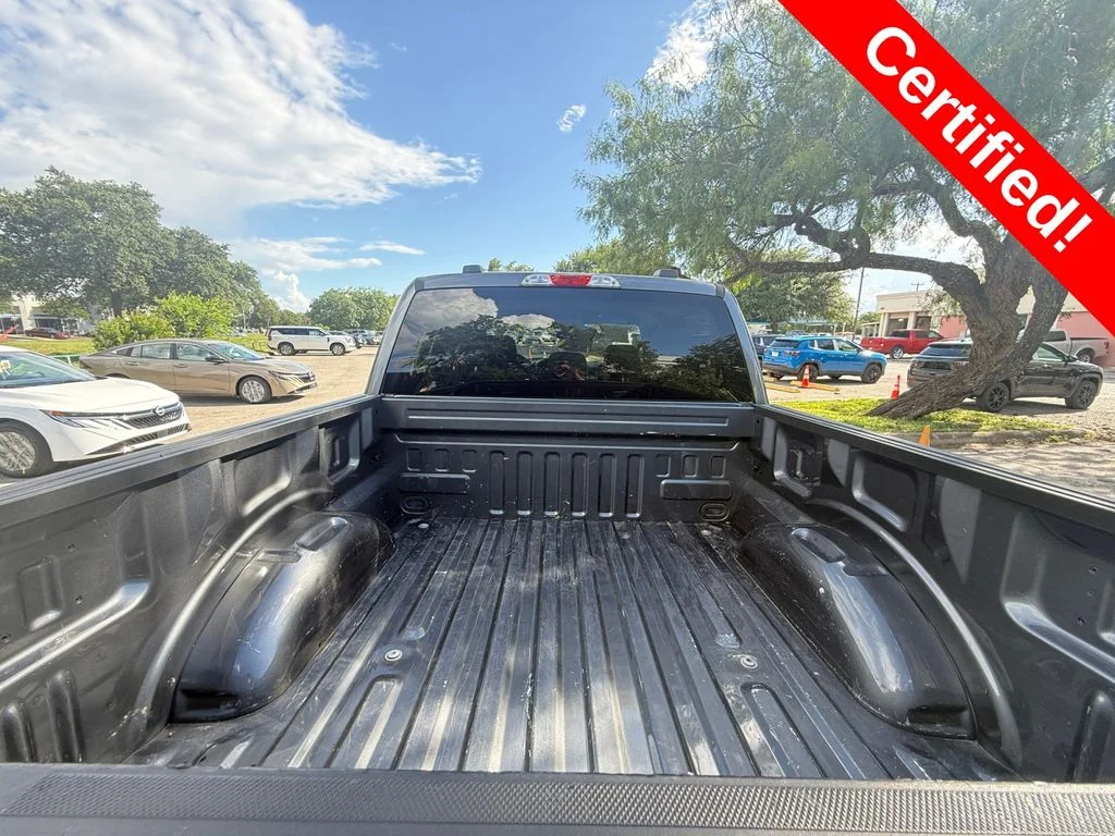 Used 2023 Gray Ford XLT image 19