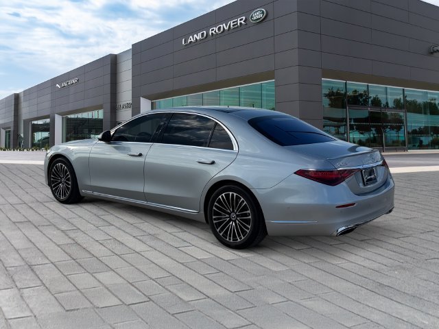 Used 2024  Mercedes-Benz S 580 image 3