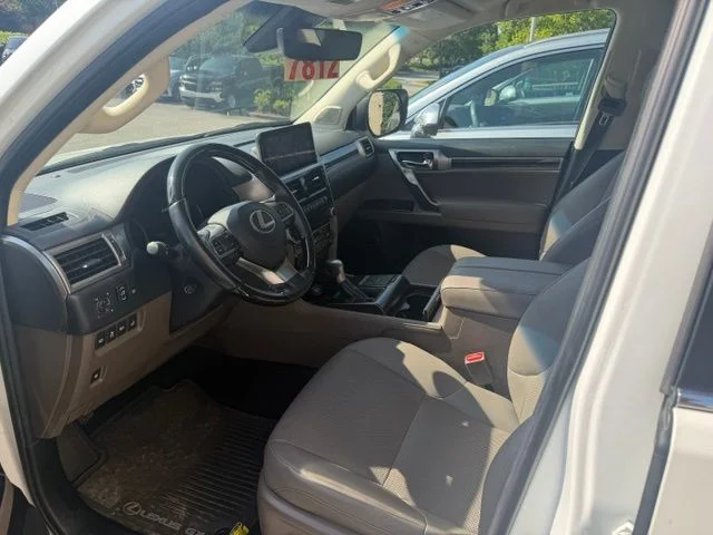 Certified Used 2022 STARFIRE PEARL Lexus 460 image 4