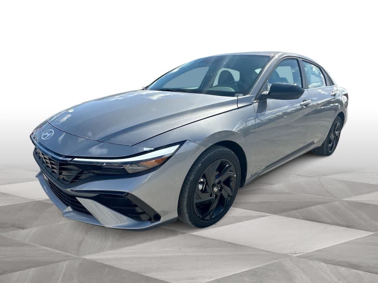 New 2026 Fluid Metal Hyundai SEL Sport Premium image 4