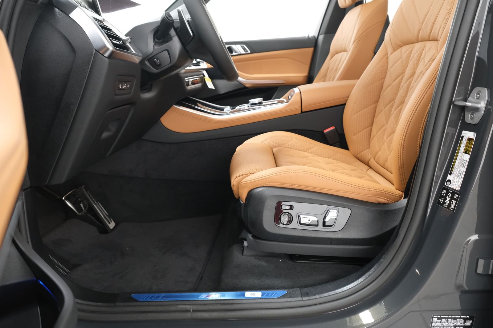 New 2026 Dravit Grey Metallic BMW xDrive40i image 52