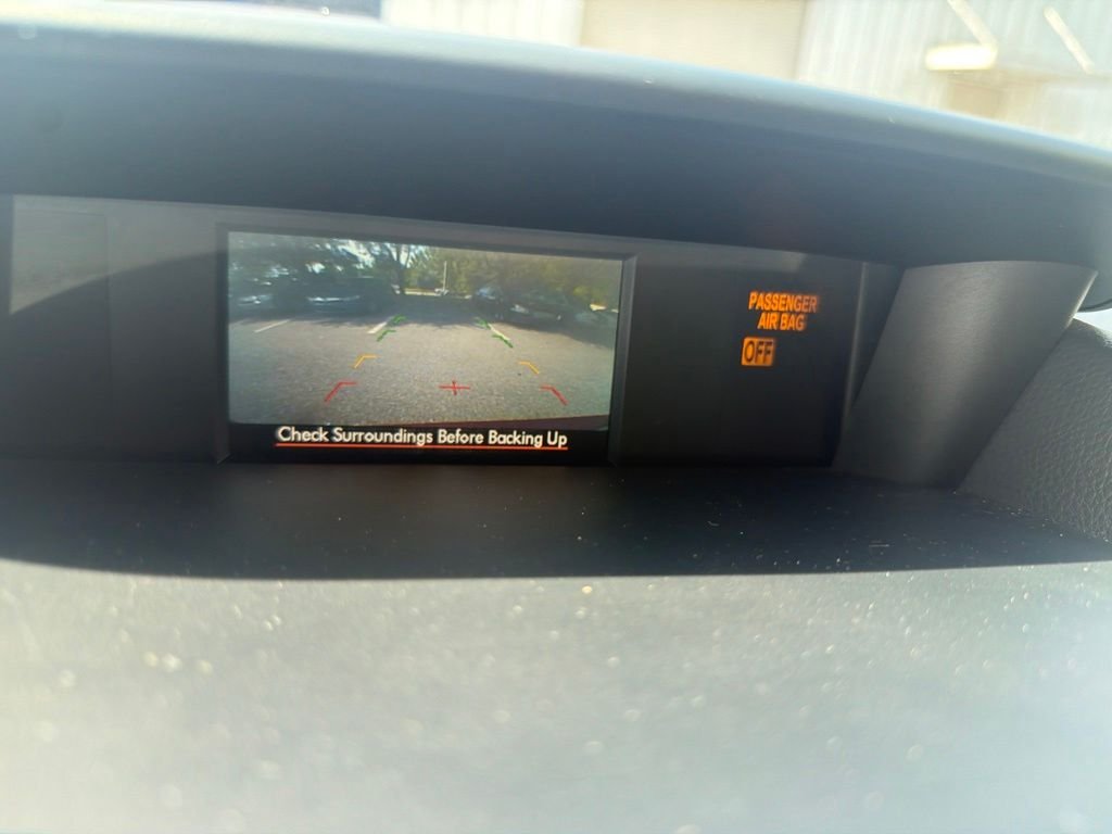 Used 2015 Red Subaru 2.5i image 7