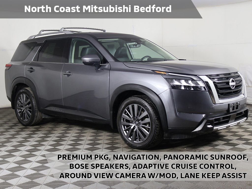 2024 Nissan Pathfinder SL