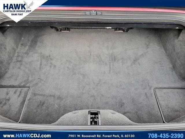 Used 2009 Red Chevrolet w/1LT image 19