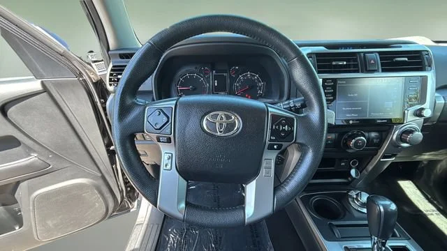 Used 2022 Gray Toyota SR5 image 12