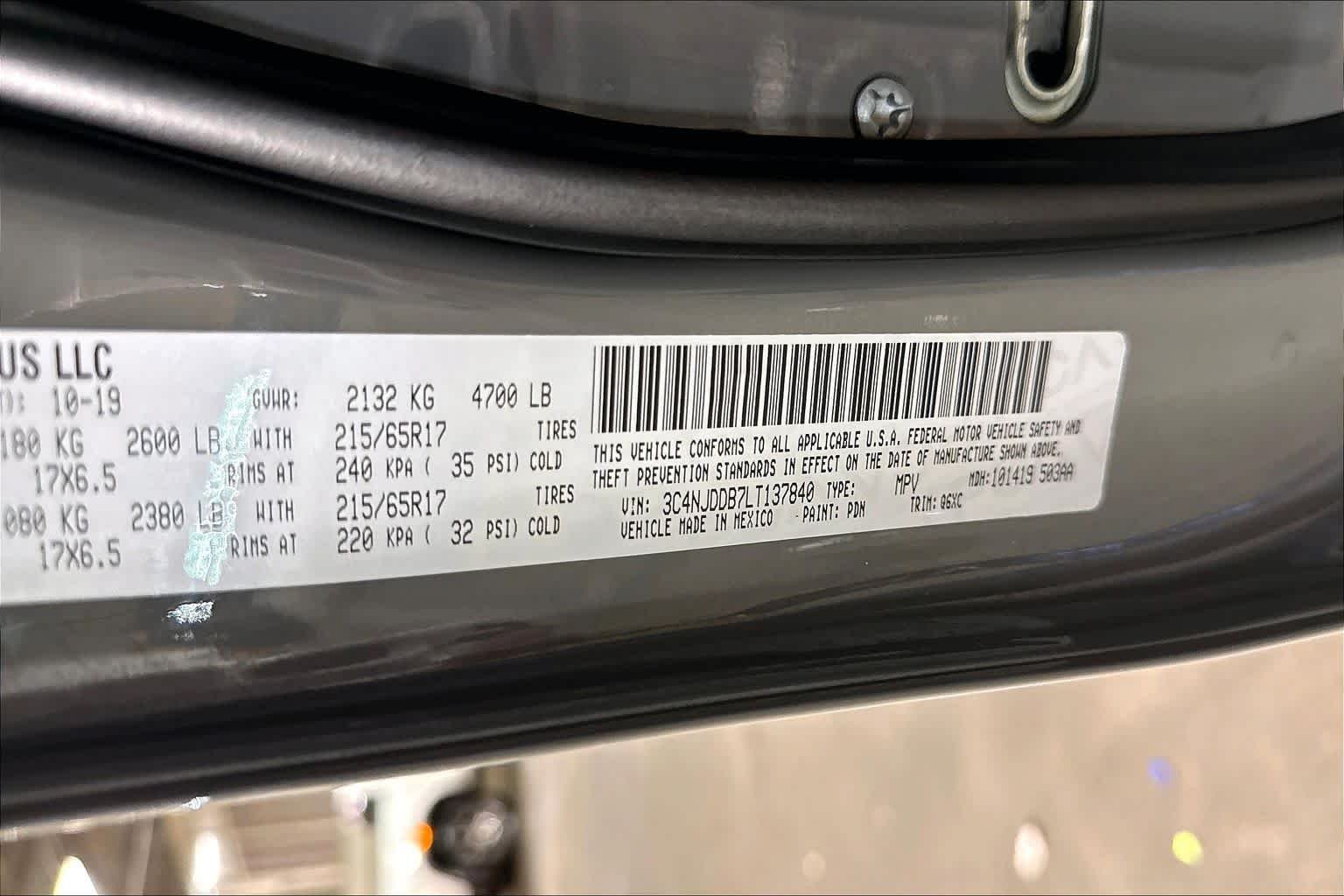 Used 2020 Sting-Gray Clearcoat Jeep Trailhawk image 36
