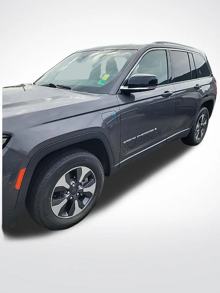 Used 2022 Gray Jeep 4xe image 2