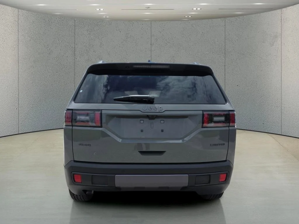 New 2026 Sting-Gray Clear-Coat Exterior Paint Jeep Limited image 5