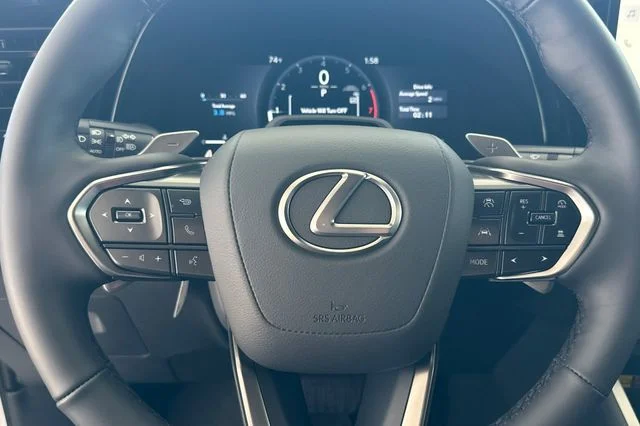 New 2026 Wind Chill Pearl Lexus PREMIUM AWD image 22