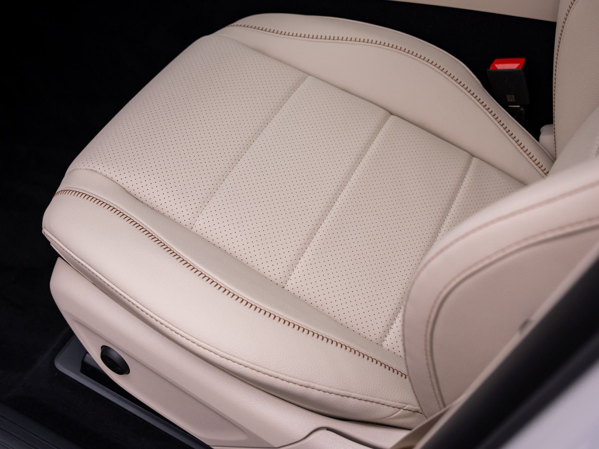 New 2027 Polar White Mercedes-Benz GLE 450 image 16