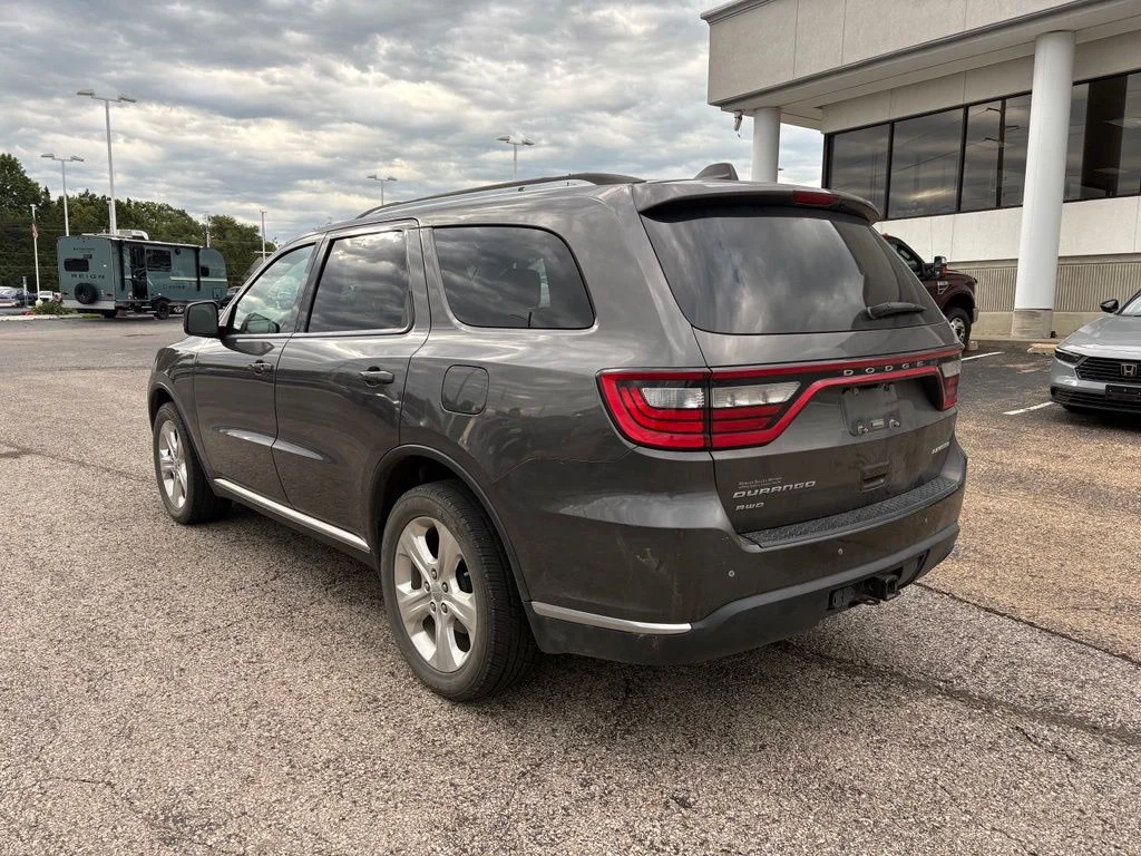 Used 2014 Crystal Metallic Dodge Limited image 5