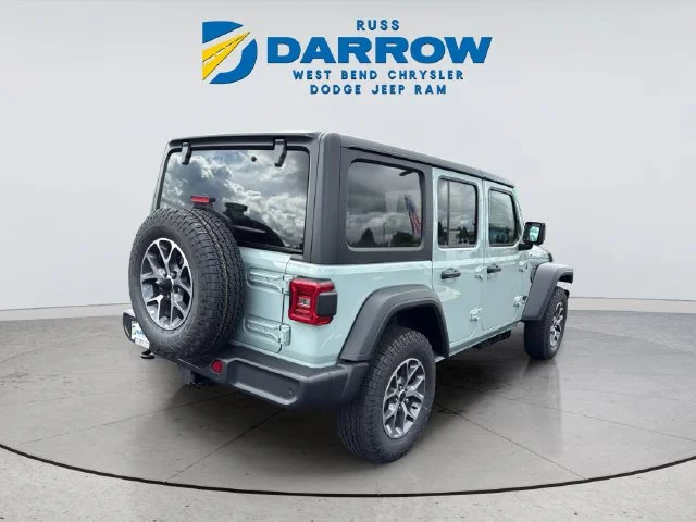New 2027 Earl Clear-Coat Paint Jeep Sport S image 5