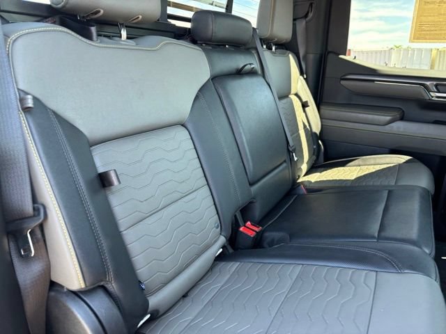 Used 2023 SUMMIT WHITE Chevrolet ZR2 image 20