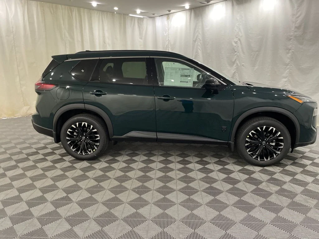 New 2026 Super Black Nissan SV image 4