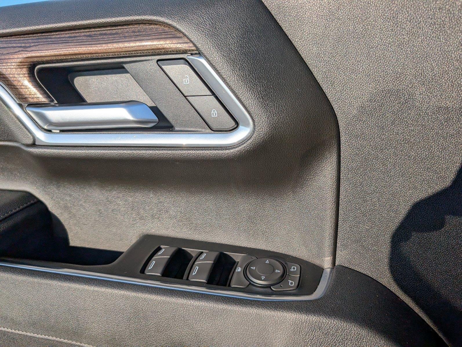Used 2026 White Sands Chevrolet RST image 17