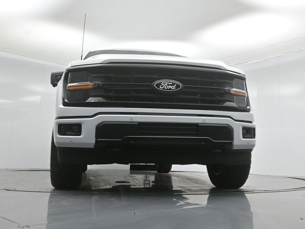 New 2026 Oxford White Ford XLT image 43