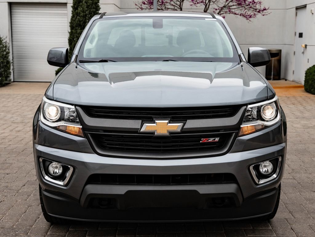 Used 2019 Satin Steel Metallic Chevrolet Z71 image 2