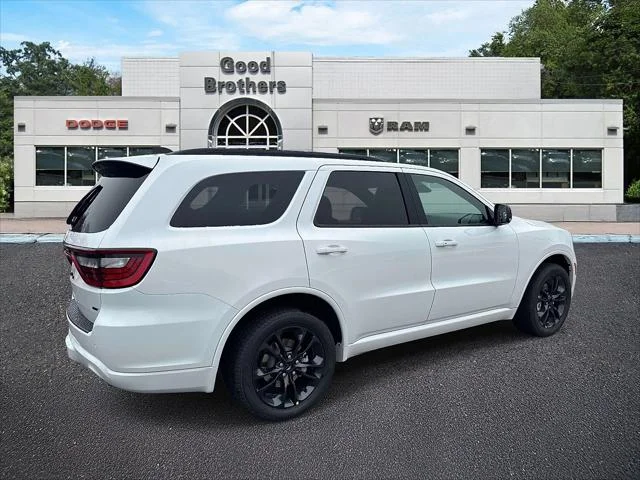 New 2026 White Knuckle Clear-Coat Exterior Paint Dodge GT PLUS image 4