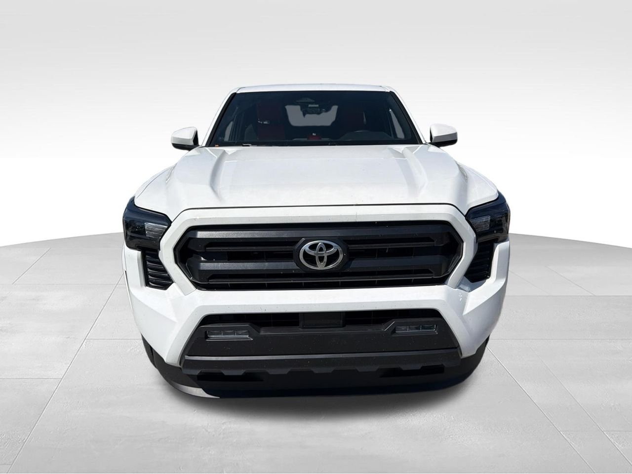 Used 2025 White Toyota SR5 image 2