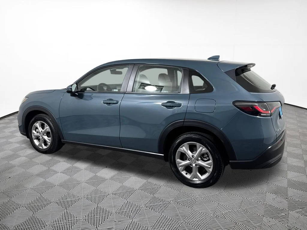 Used 2023 Pearl Honda LX image 11