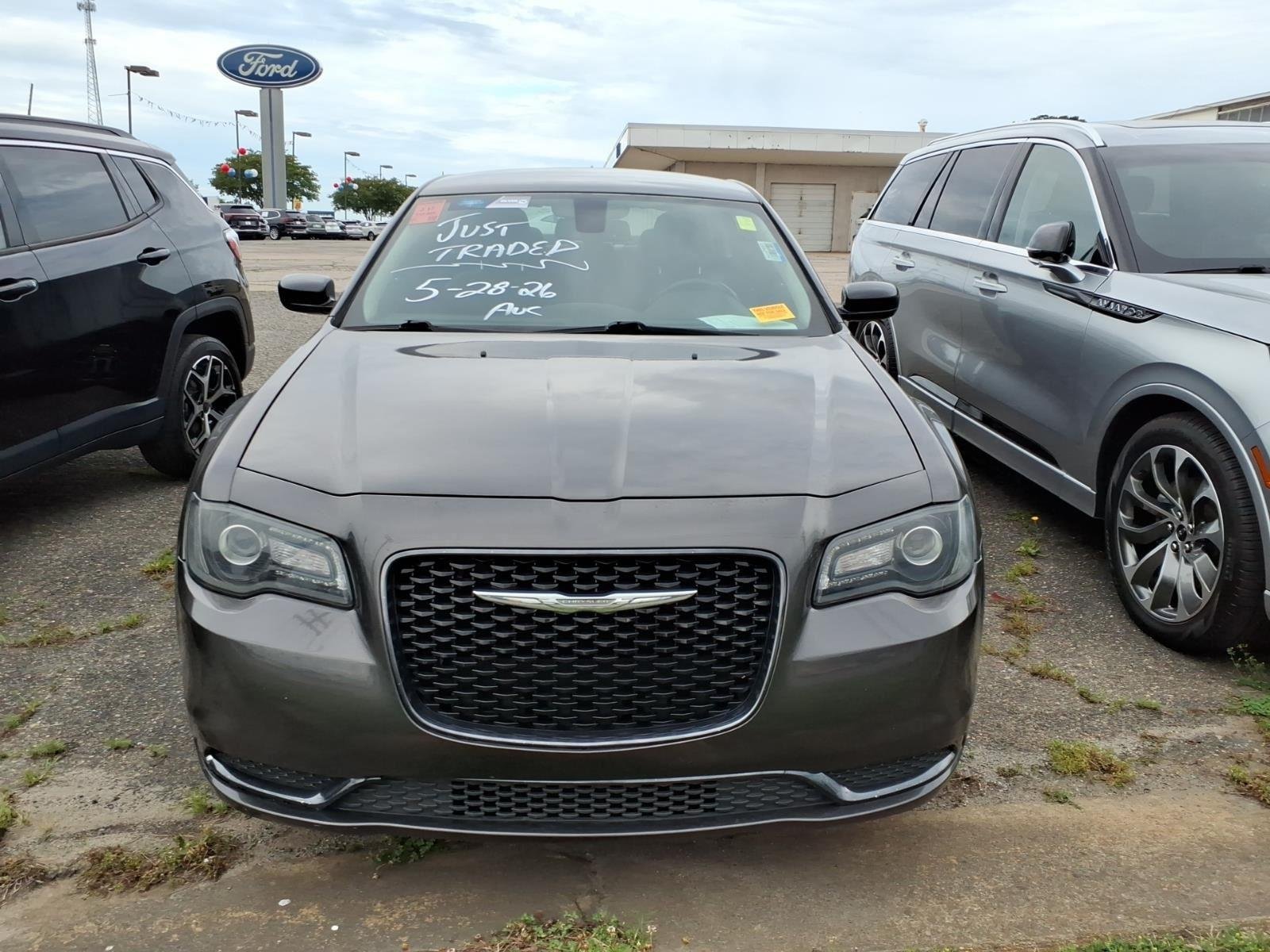 Used 2019 Gray Chrysler Touring image 2