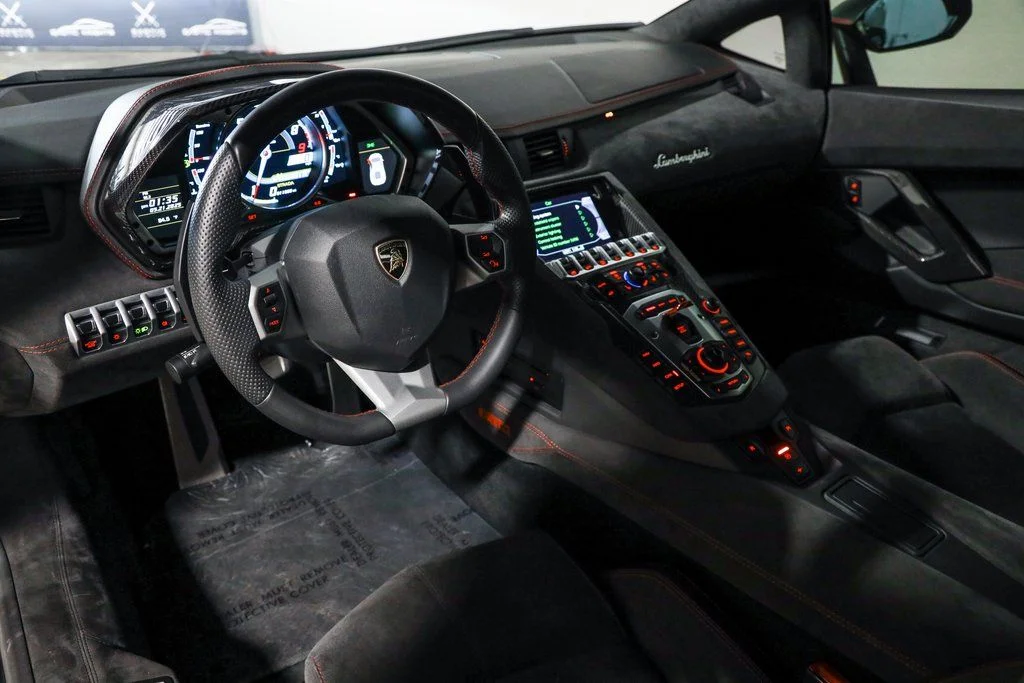 2016 Lamborghini Aventador Pirelli Edition - Photo 37