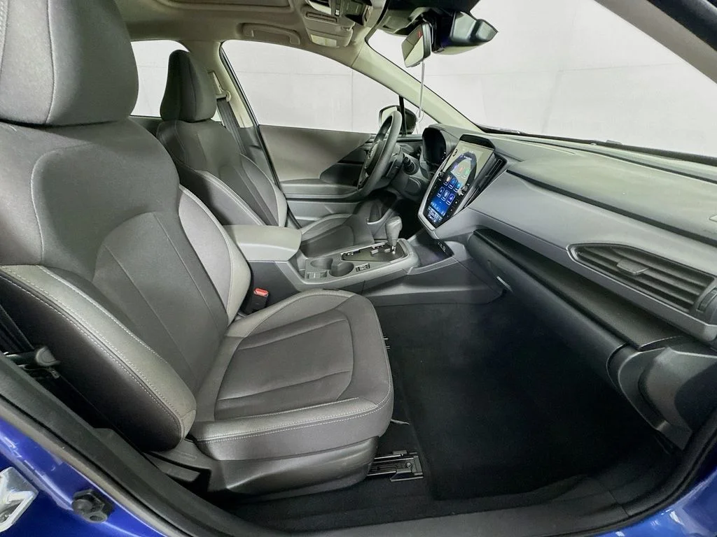 Used 2025 Blue Subaru Premium image 34