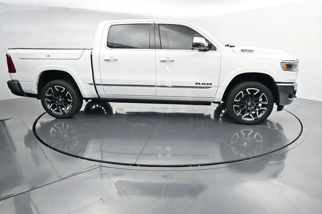 Used 2025 White Ram Limited image 8