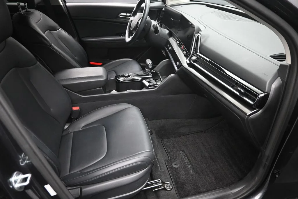 Used 2024 Gray Kia EX image 9