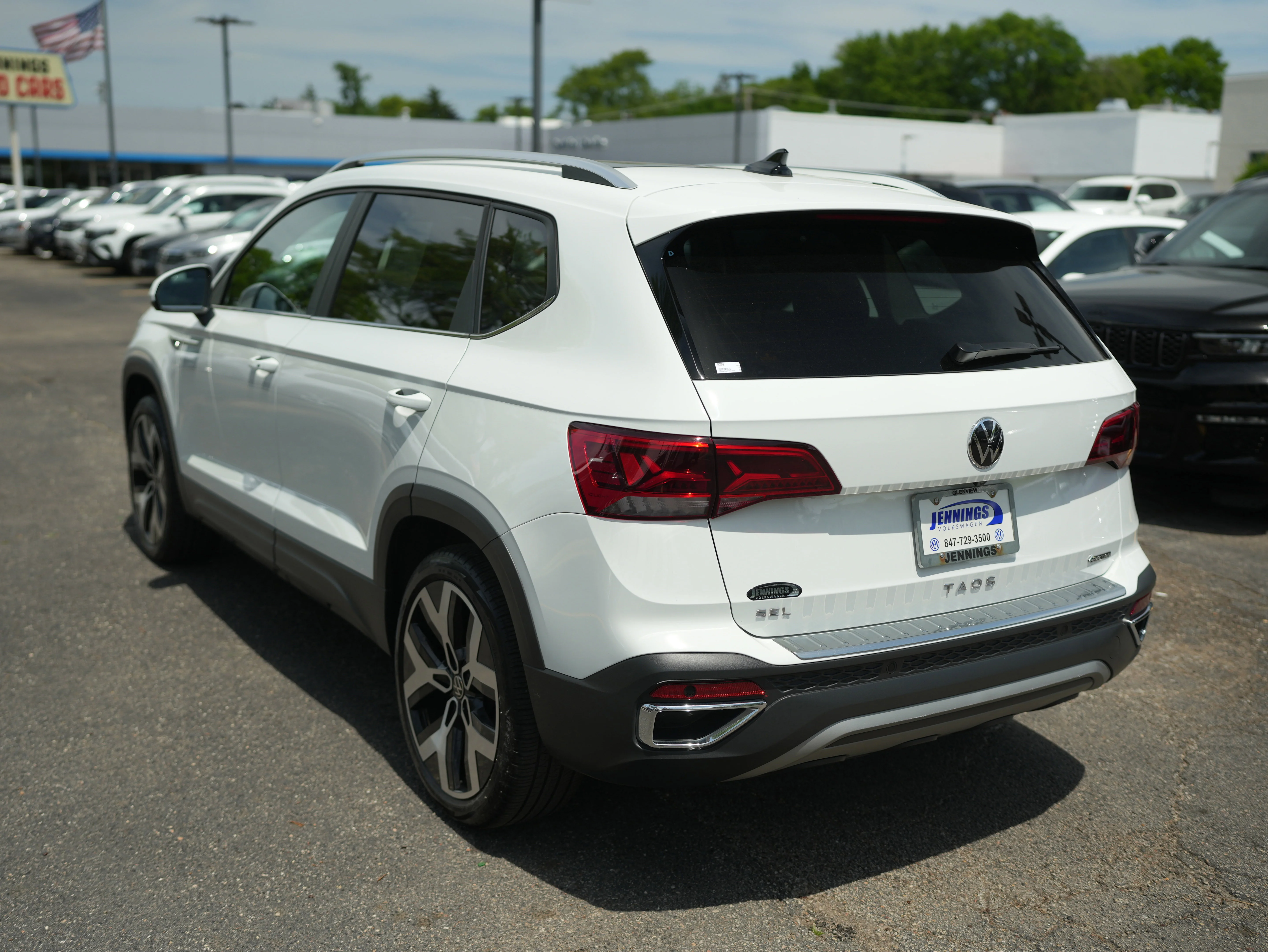 Certified Used 2023 White Volkswagen SEL image 5