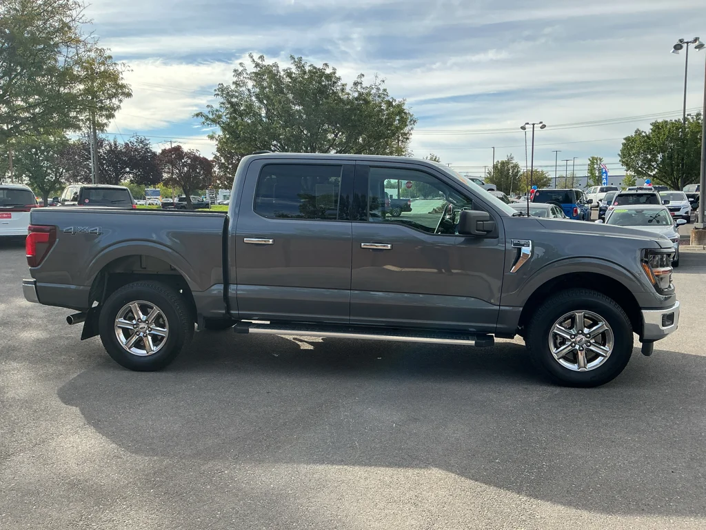 Used 2025 Carbonized Grey Metallic Ford XLT image 4