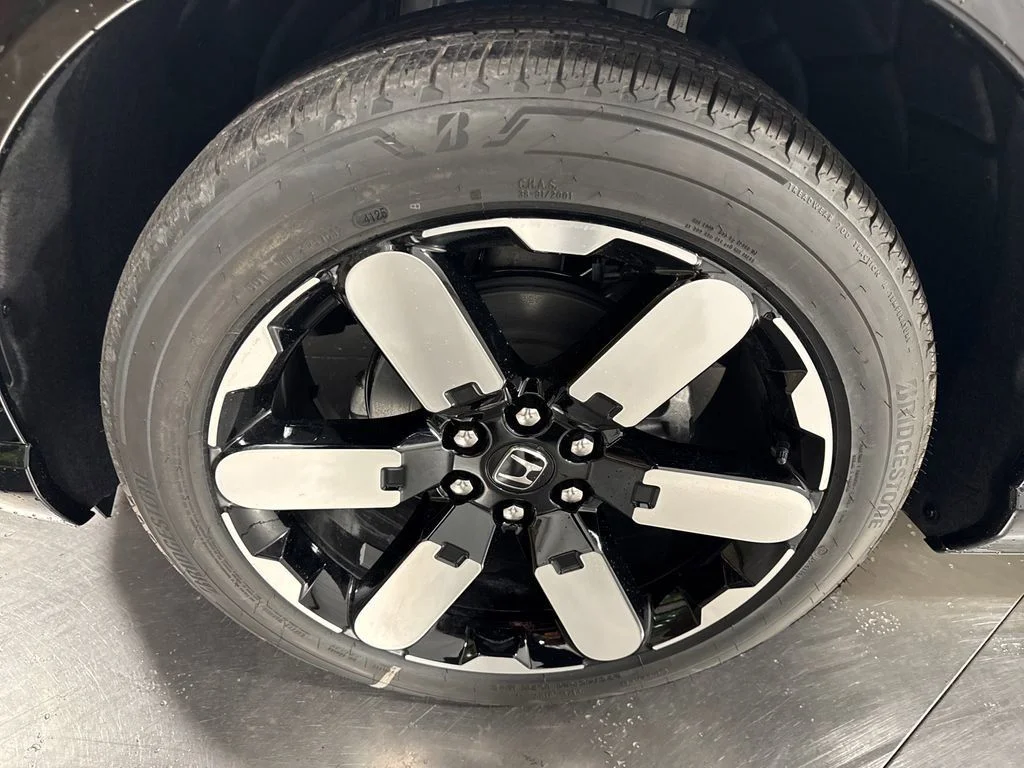 New 2026 Frostline White Pearl Honda Elite image 2