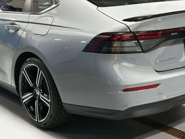 2024 Honda Accord Hybrid Sport - Photo 11