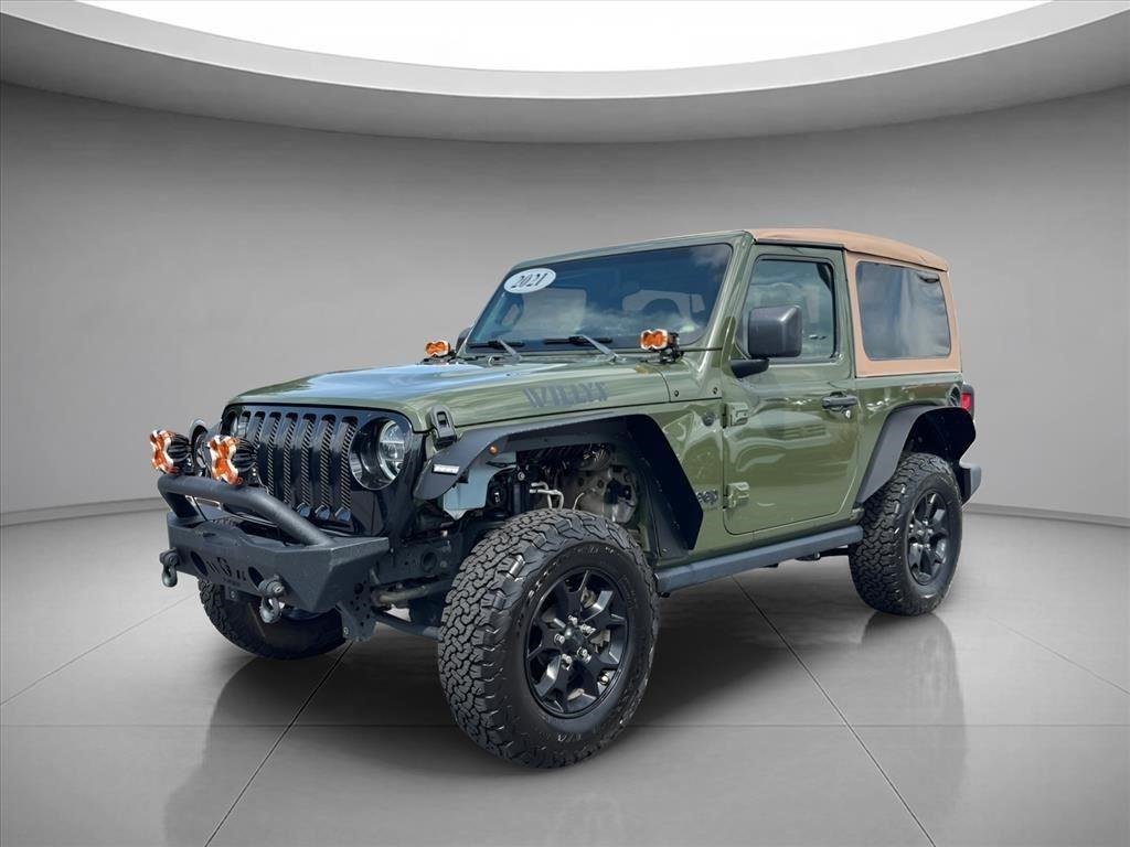 Used 2021  JEEP SPOR image 1