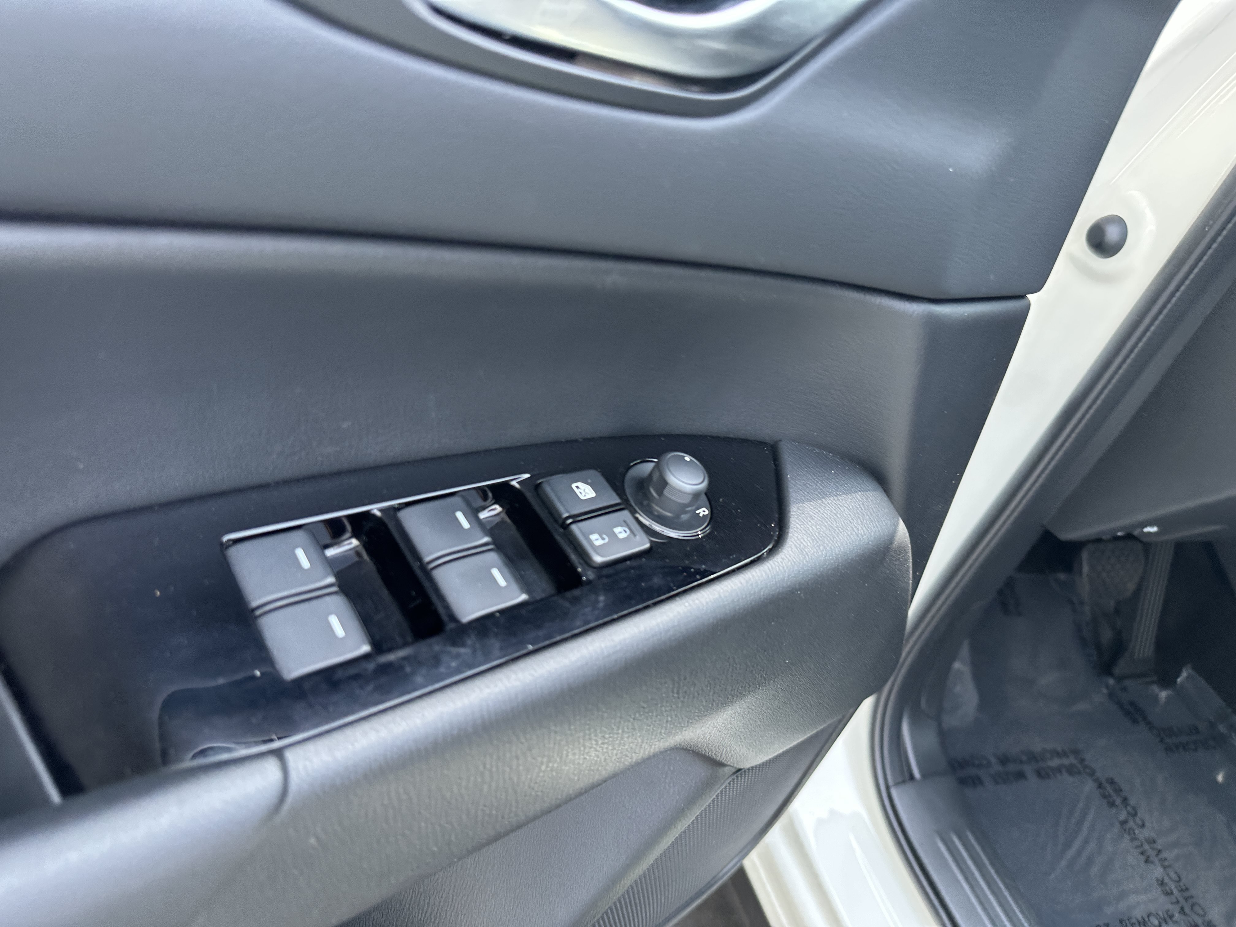 Used 2024 Rhodium White Metallic Mazda 2.5 S Select Package image 21