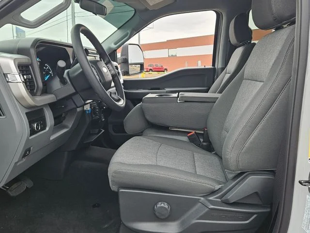 2026 Ford F-350 Super Duty XL - Photo 12