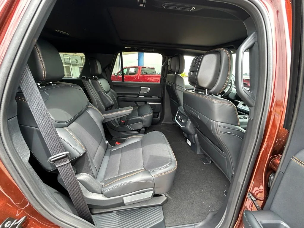 New 2027 Bronze Fire Metallic Tinted Clearcoat Ford Tremor® image 23