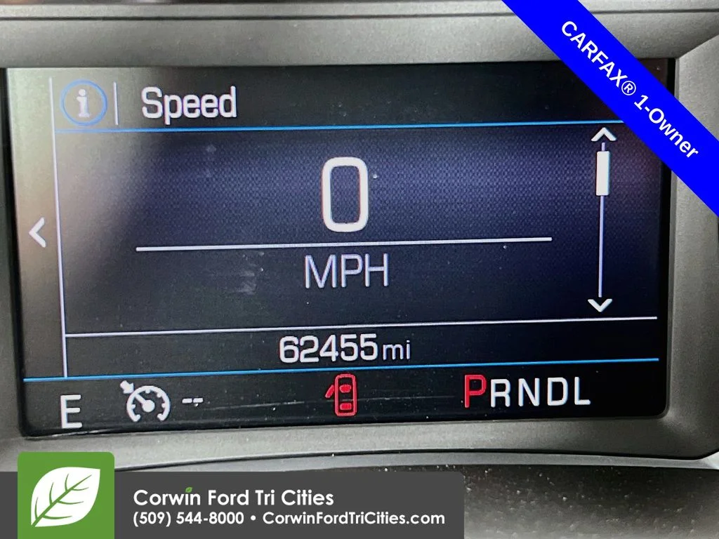 Used 2022 Summit White Chevrolet LT image 2
