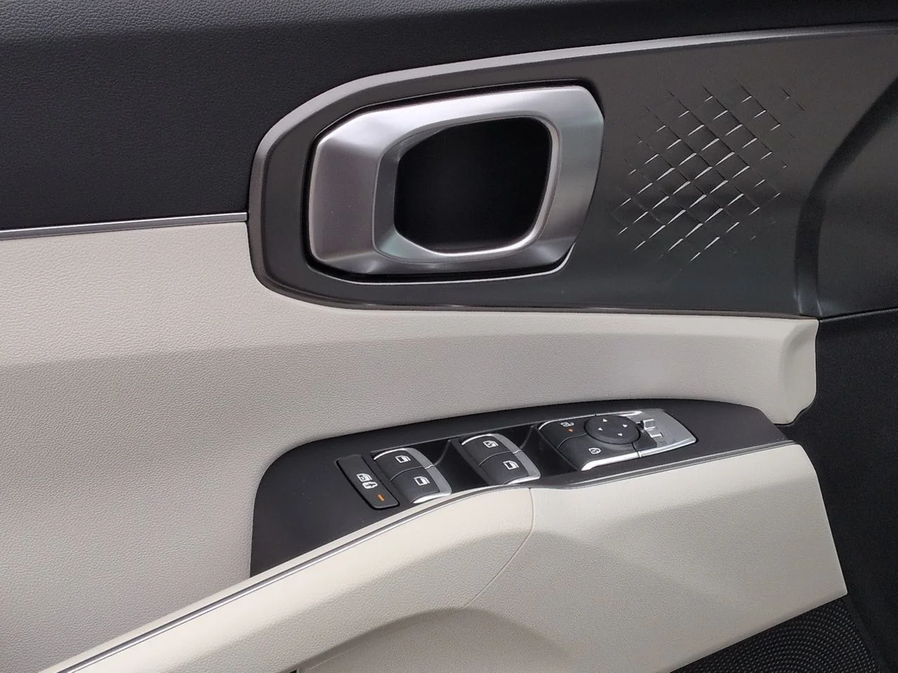 New 2026 Volcanic Sand Kia EX AWD image 24