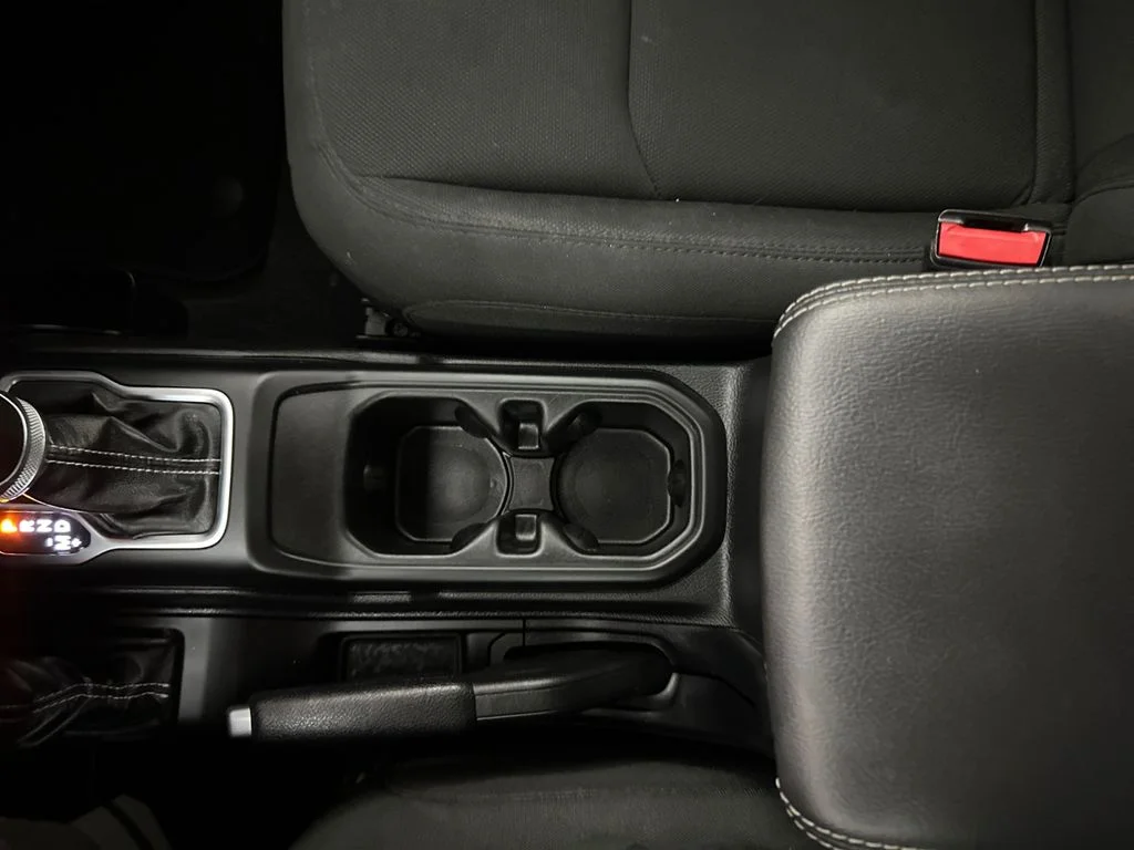 Used 2021 Gray Jeep Unlimited Sahara image 23