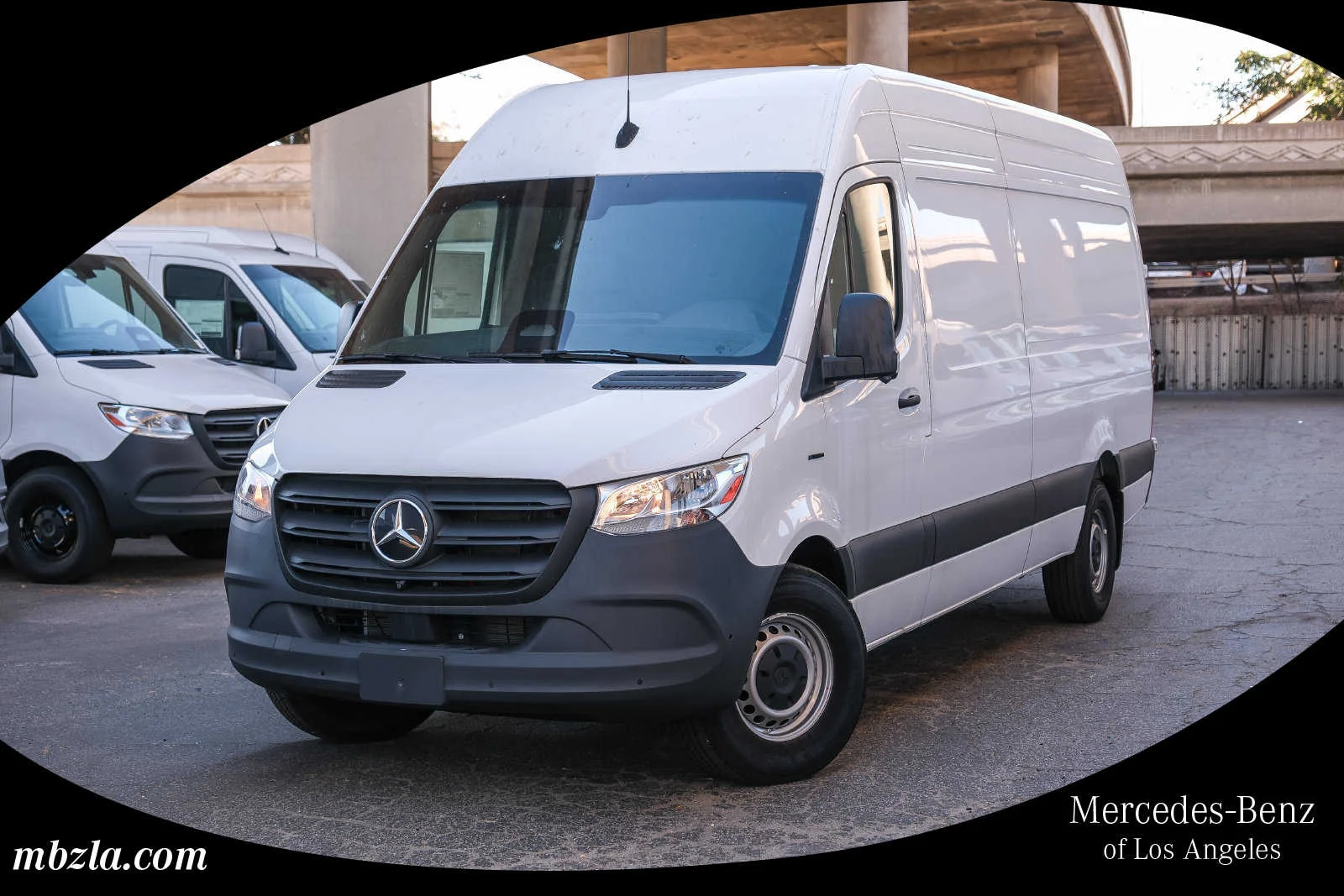 2025 Mercedes-Benz eSprinter Cargo Van