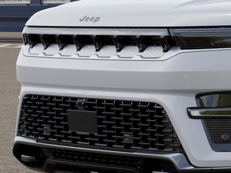 New 2026 Bright White Clear-Coat Exterior Paint Jeep Grand Wagoneer image 7